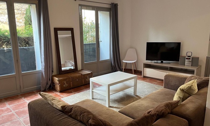 Codolet House | Village house near the lake