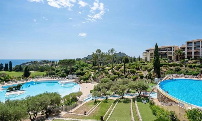 Cap Esterel Apartment | Village pierre et vacances cap Estérel, vue mer et Estérel, classé 3 étoiles