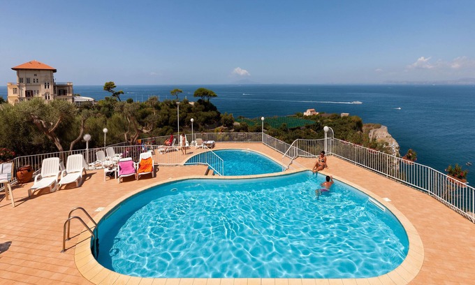 Marina di Puolo House | Villaggio Villa Lubrense