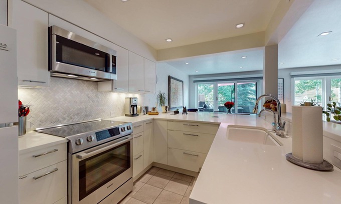 Snowmass Village Condo | Villas at Snowmass Club | L1209
