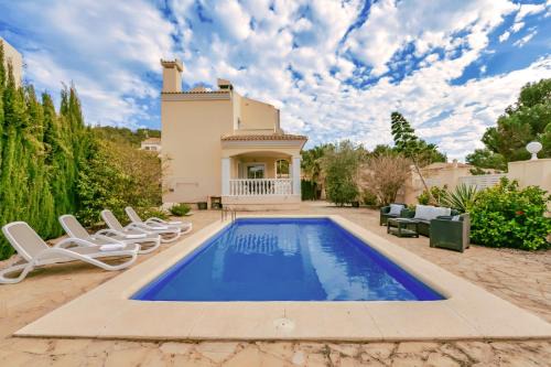 La Empedrola Villa | Villas Guzman - Andrea