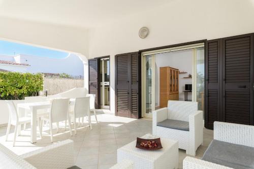 Villanova House | Villetta Creta Rossa by Wonderful Italy