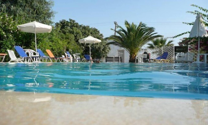 Malevizi Hotel | Violetta Hotel