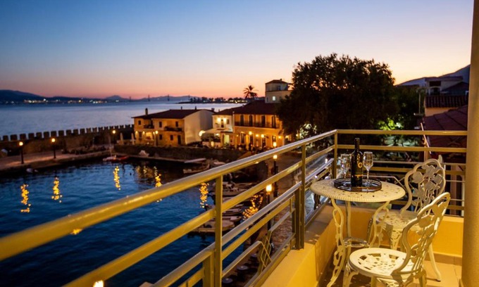 Gefira Mpania Apartment | Vip Lepanto Port Suites