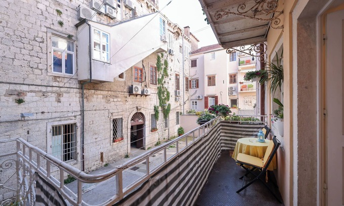 Zadar Old Town Apartment | Viva - 2 bedroom apt in city centar