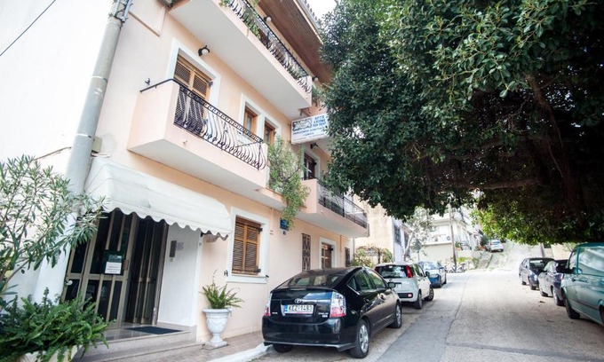 Argostoli Town House | Vivian Villa