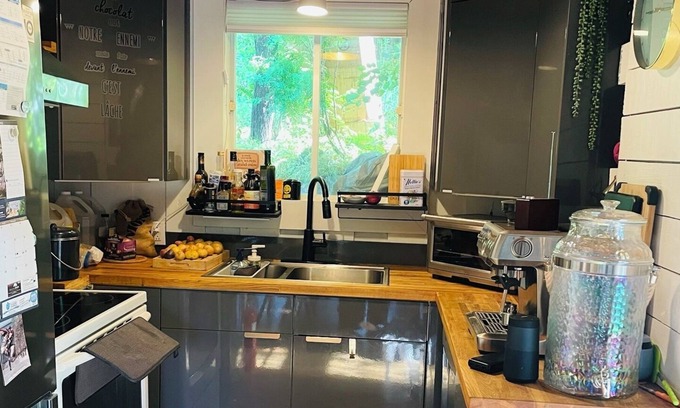 St-Adolphe-d'Howard Cabin | Vrbo Property