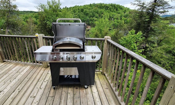 Wentworth-Nord Ski Chalet | Vrbo Property