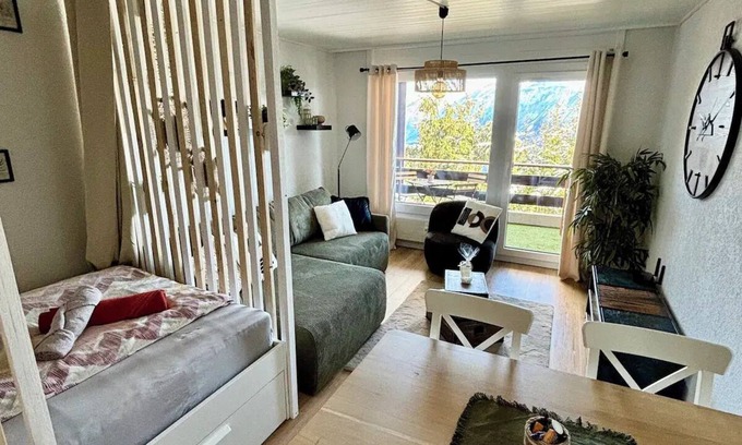 Randogne Apartment | Vue imprenable sur les Alpes