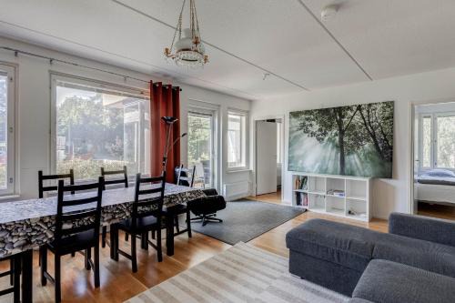 Itainen District Apartment | VUOSAARI-2 Pure luxury for 100 m2 in Vuosaari