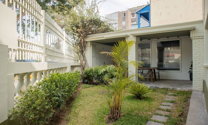 Leuro Apartment | w Extraordinary 1BR w Terrace in Miraflores