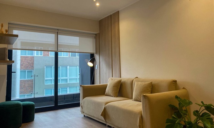 Reducto Apartment | w Sensational 2BR in Miraflores Near Larcomar