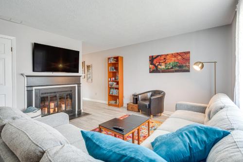 West Side Historic District House | Walk to Main St Hendersonville Chic Home with Yard