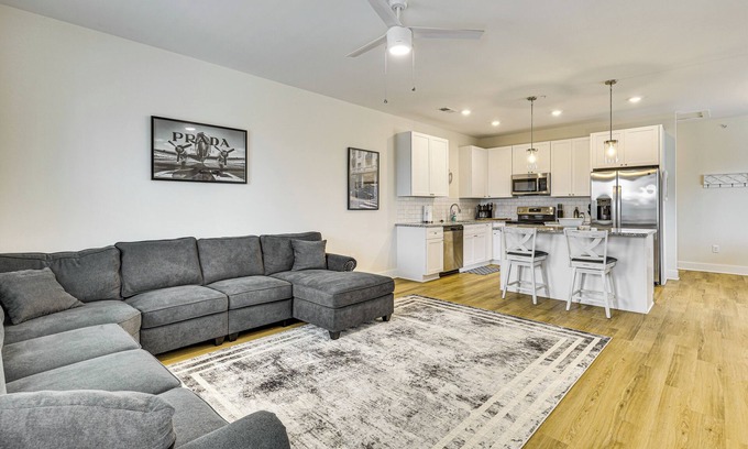 Wilmington Apartment | Walk to Riverfront District: Bright Wilmington Apt