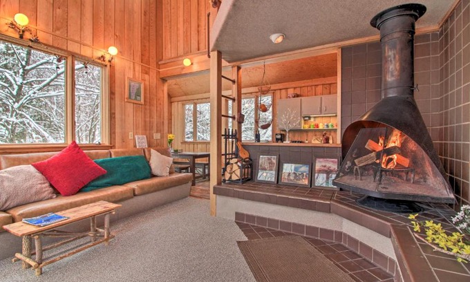 Ludlow House | Walk to Ski Trails Ludlow Home on Okemo Mountain!