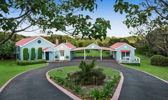 Rye House | Wallowie Fields Beach House