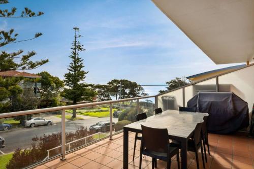 Cowes House | Warley Retreat
