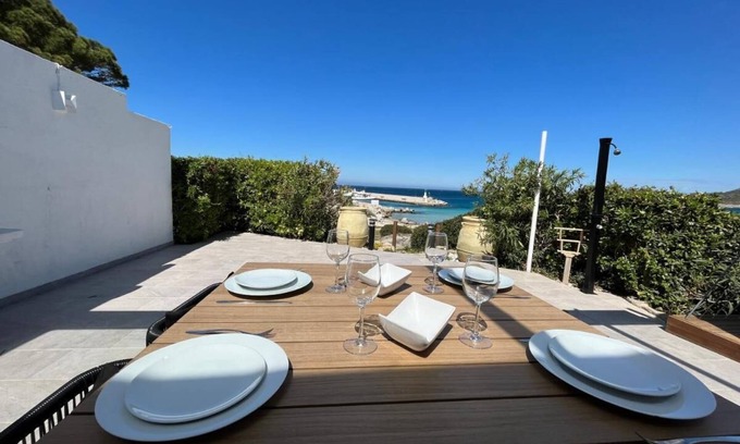 Marine de Saint Ambroggio House | Waterfront bungalow with direct access to the beach Marine di Sant'Ambroggio LUMIO