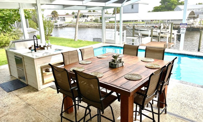 Charlotte Park House | Waterfront corner lot-Heated Pool