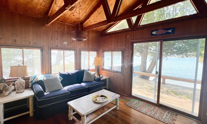 Lake Leelanau House | Waterfront home and guest cottage on Lake Leelanau. Pet ok. Sleeps 11.