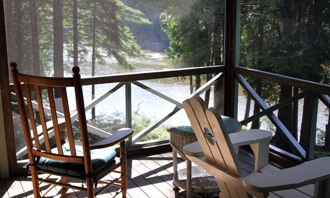 Sebascodegan Island House | Waterfront home on scenic cove.