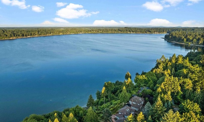 Olympia House | Waterfront home with Hot Tub and breathtaking Mt Rainier view