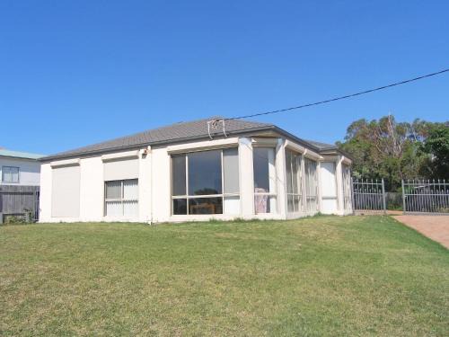 Orient Point House | Waterview House
