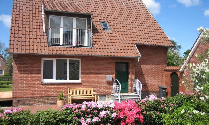 Nordseebad Burhave Apartment | Wattkante Burhave, Apartment Hans & Grete (upper floor): 62 sqm, near the beach
