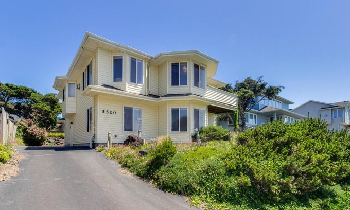 Roads End House | Wave Haven
