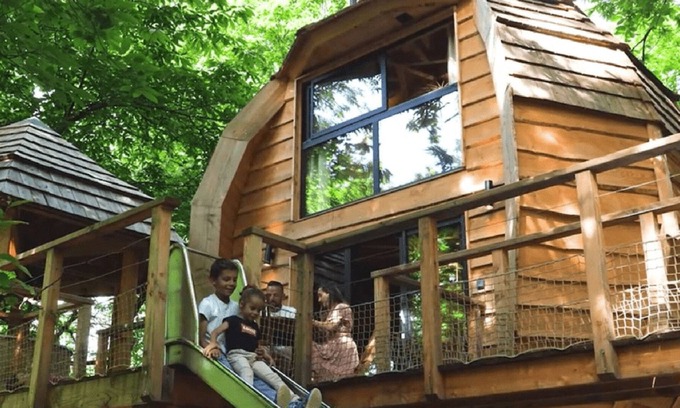 La Cote-Saint-Andre House | Welcome to Domaine des étoiles Unusual accommodations