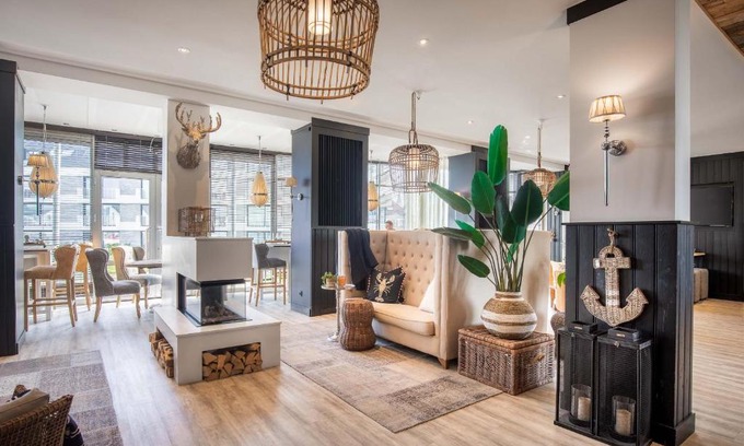 Westende Apartment | West Bay