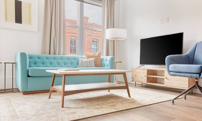 Historic District - North Apartment | West Congress