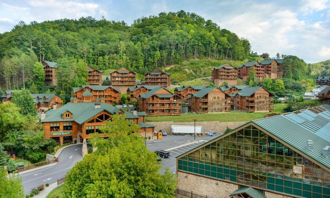 Gatlinburg Resort | Westgate Smoky Mountain Resort & Spa