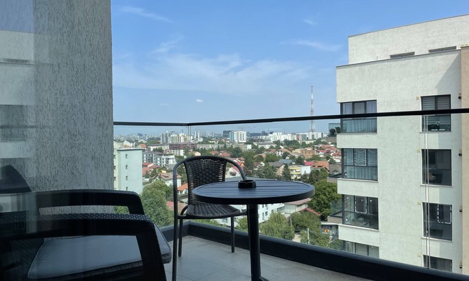 Militari Apartment | Westpark2 One-Bedroom Suite W5 Lakeview