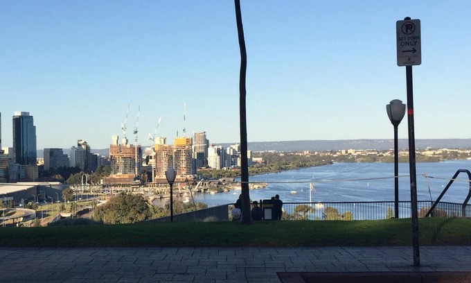 West Perth Apartment | WestPerth5* CBD location 2 bedroom very roomy upmarket unit