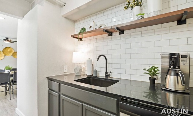Allandale Apartment | WH #115 xxxxxxxxxxxx