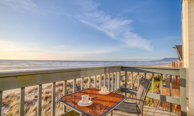 Rockaway Beach House | Whale Watcher Condo 3 - Meredith Lodging