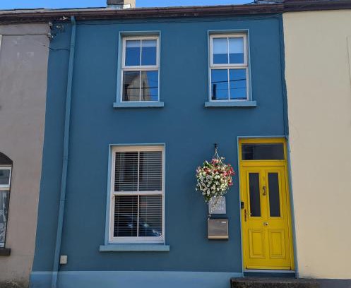 Sligo Apartment | White Birds Townhouse in Sligo Town Center