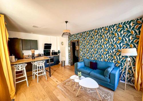 Henriville Apartment | White House - THE SUNNY avec TERRASSE et PARKING privé - 20 min CENTRE