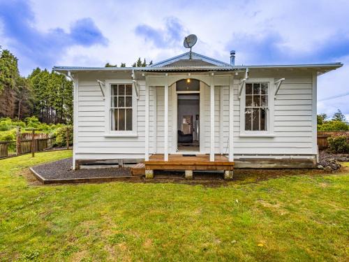 Ohakune House | Willow Lodge - Ohakune Holiday Home