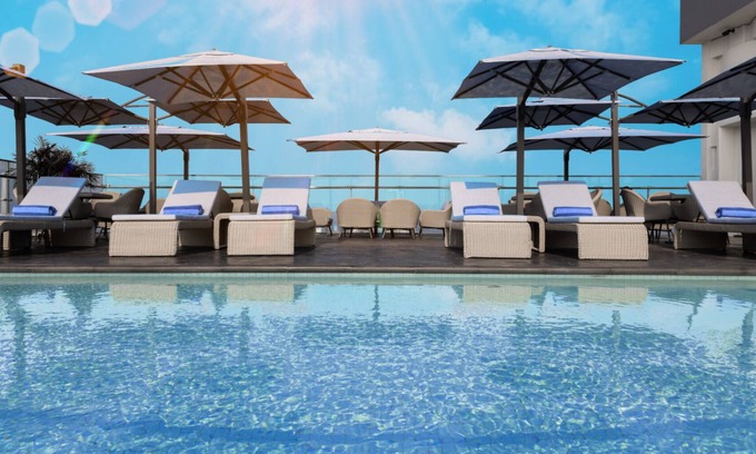 Tuy Hoa Hotel | Wink Hotel Tuy Hoa Beach - 24hrs stay & Rooftop Pool Bar