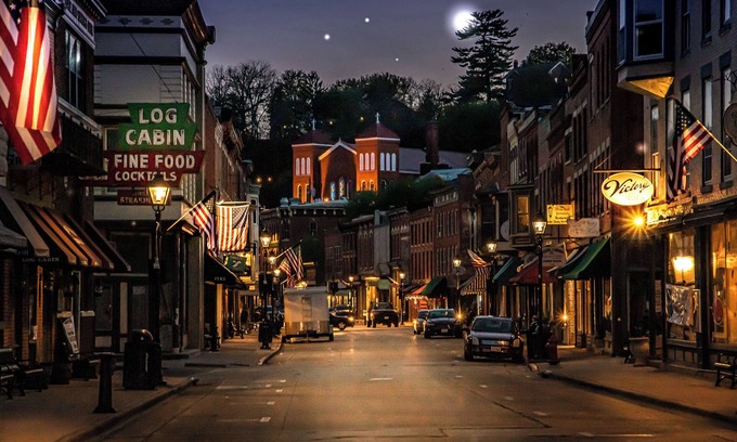 The Galena Territory Cabin | Winter Escape! Secret Room-Fireplace-Hot Tub-Billards-Firepit