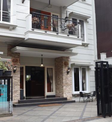 Kebon Kacang House | Wisma Pelangi 5