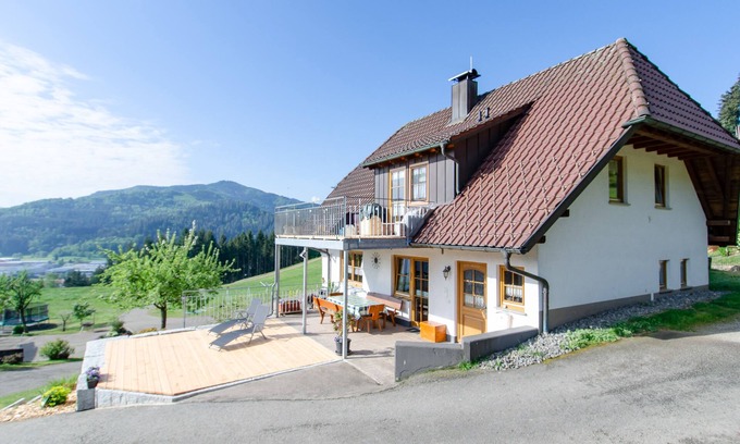 Hausach Apartment | Wohnung im Nebenhaus, 60qm. 2 Schlafzimmer, max. 4 Personen