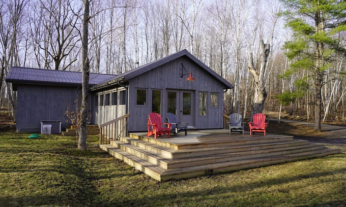 Utterson Cabin | Wolf lodge - Woodfield Family Nature Retreat Muskoka