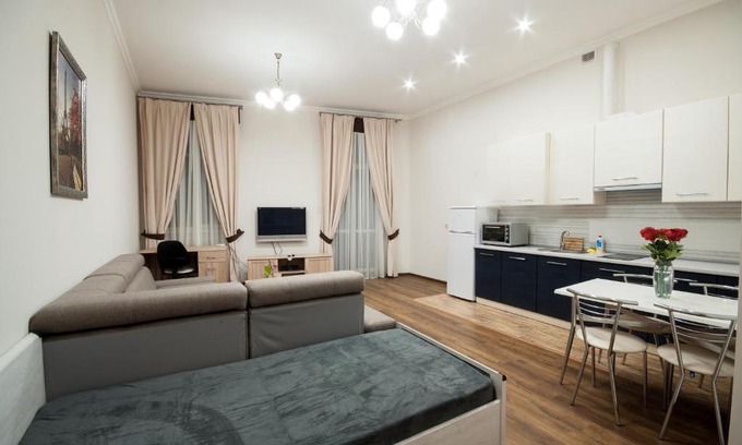 Uzhhorod Apartment | Wonderful flat on city center (Mukachivska 4/14)