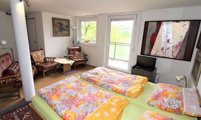 Neznasov House | Wonderful private villa for 5 people with WIFI, A/C, TV, terrace, pets allowed and panoramic view