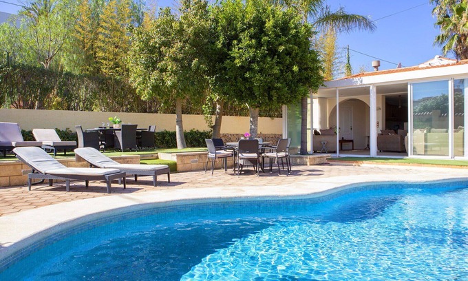 El Albir House | Wonderful private villa for 6 people with private pool, A/C, WIFI, TV, patio and parking
