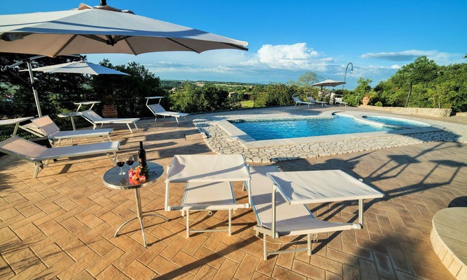 Montefiascone Villa | Wonderful private villa with A/C, private pool, hot tub, WIFI, TV, patio and panoramic view