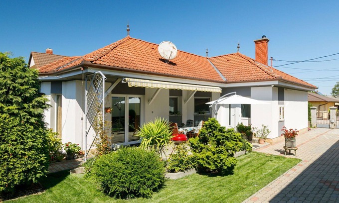 Balatonlelle House | Wonderful private villa for 5 people with WIFI, TV and terrace